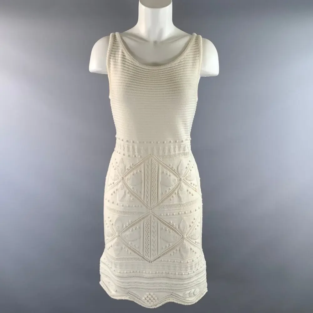 CHANEL Size 8 White Cotton Geometric Ribbed Knee Length Dress
